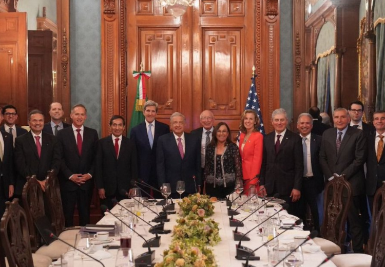 Ley de la Industria Eléctrica de 2021 podría abrir la puerta a litigios, advierte embajador Salazar