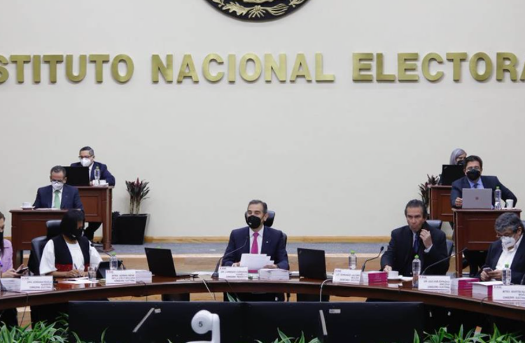 En México no hay fraudes, sí conductas fraudulentas: Lorenzo Córdova