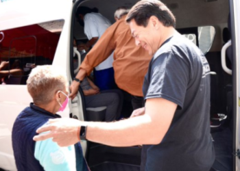 PAN y PRD denuncian a Mario Delgado por acarreo de votantes