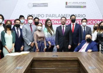 Exponen jóvenes mexiquenses propuestas para mejorar su entorno: Elías Rescala