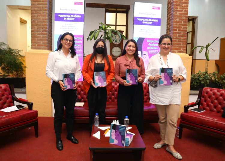 Las mujeres se caracterizan por dar buenos resultados en los encargos públicos: Paola Jiménez