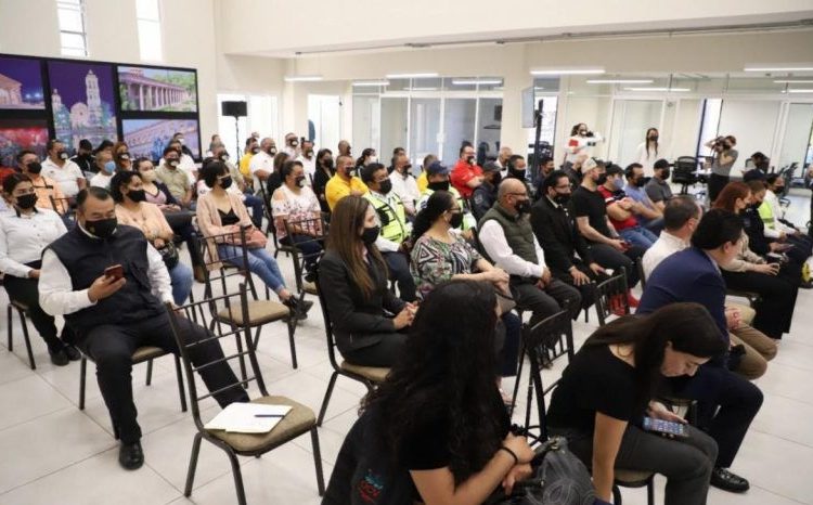 Birmex entrega al Estado de México 30 mil vacunas AstraZeneca contra COVID-19