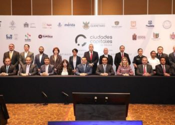 Presenta alcalde programa de patrullas eléctricas en Foro de Ciudades Capitales