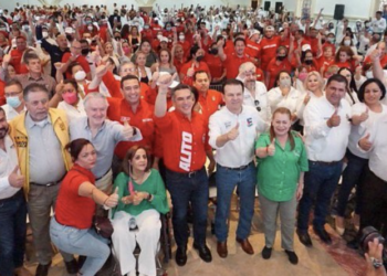 Líderes del PRI, PAN y PRD apoyan campaña de Leticia Herrera