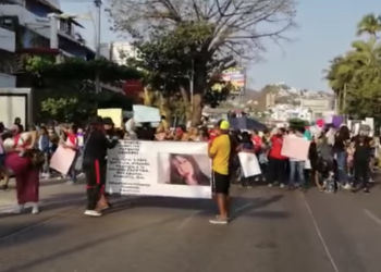 Marchan en Acapulco para exigir aparición con vida de la joven Yoseline