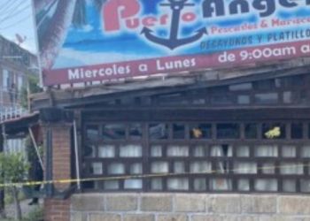 Investiga Fiscalía del Edoméx asesinato de cuatro personas en marisquería de Tecámac