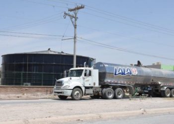 Da Municipio de Saltillo mantenimiento a semáforos