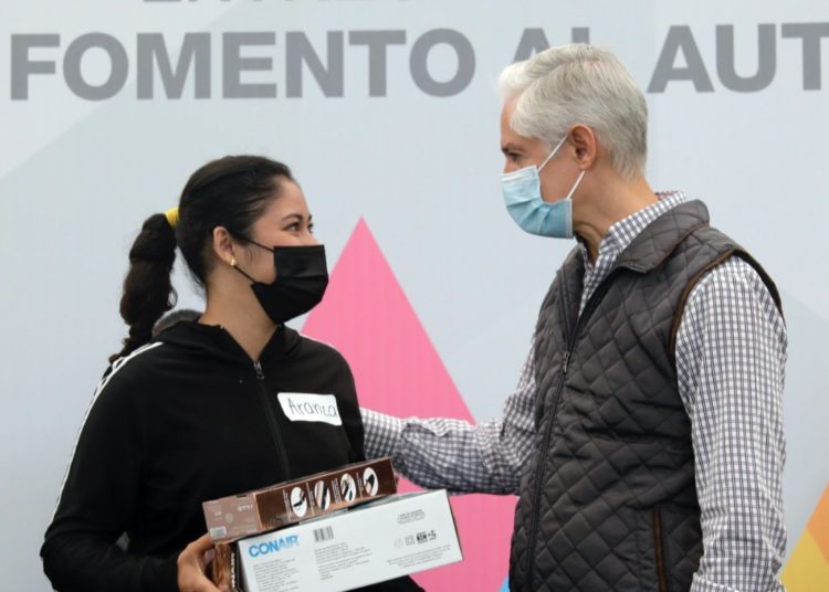 Familiares de víctimas conmemoran un año de la tragedia de la Línea 12