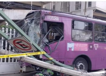 Choque en la Portales deja 21 lesionados