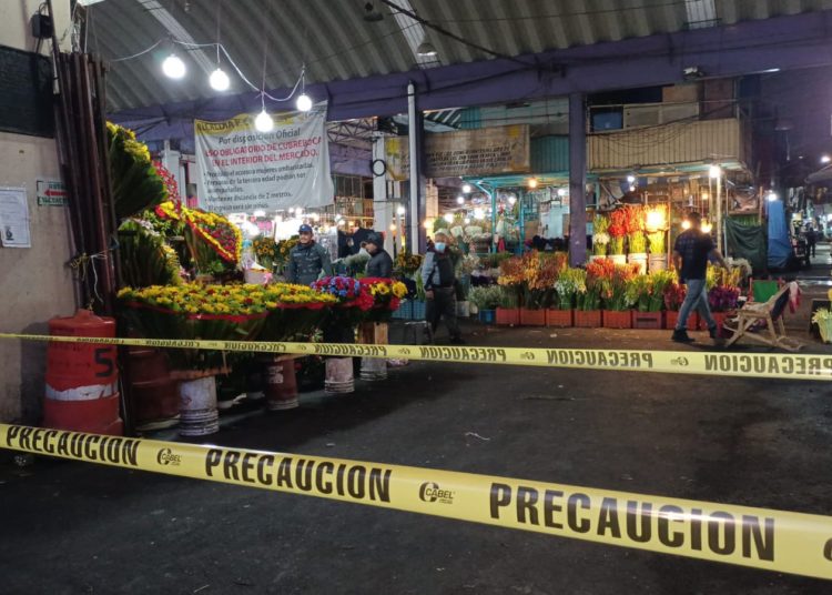 Asesinan a joven de un disparo en mercado de Jamaica
