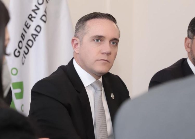 Alcalde Adrián Ruvalcaba da positivo a Covid-19