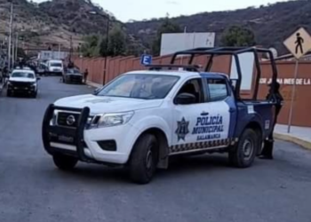Asesinan a seis personas afuera de primaria en Salamanca