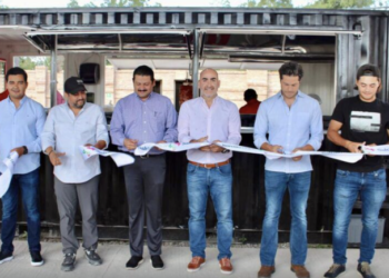 Instala Monterrey tambos con agua de uso doméstico en centros de bienestar