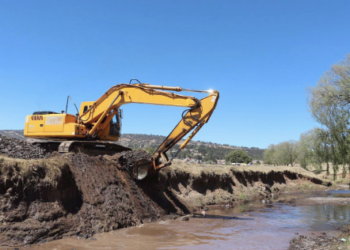 Apoya Secretaría del Campo desazolve de cuerpos de agua para evitar afectaciones a los cultivos