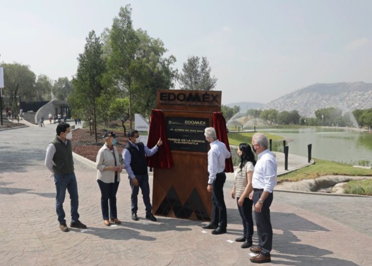 Entrega Del Mazo Parque de la Ciencia de Tlalnepantla, tercero en su tipo en el Edoméx
