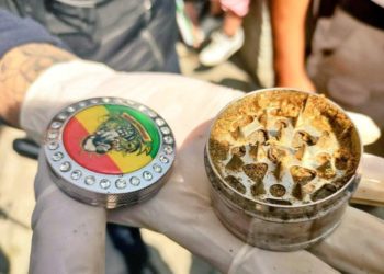 Se intoxican alumnos de primaria en Chalco con presunta mariguana