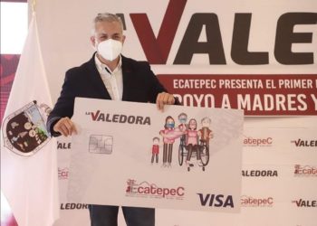 Alcalde de Ecatepec presenta tarjeta “La Valedora”