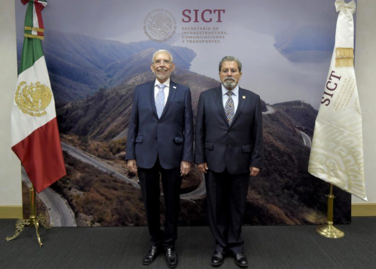 Nombran a Carlos Ignacio Velázquez como nuevo director del AICM