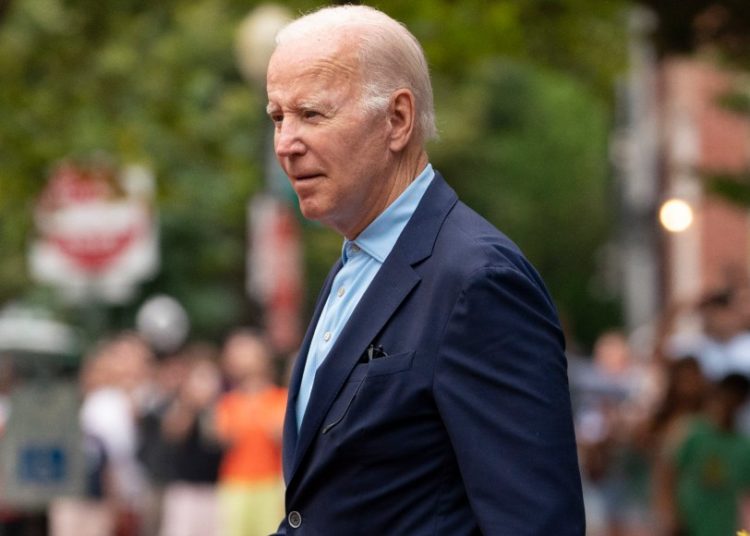 Joe Biden da positivo a Covid