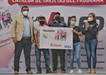 Ecatepec entrega tarjeta “la valedora” a 10 mil madres y padres solteros