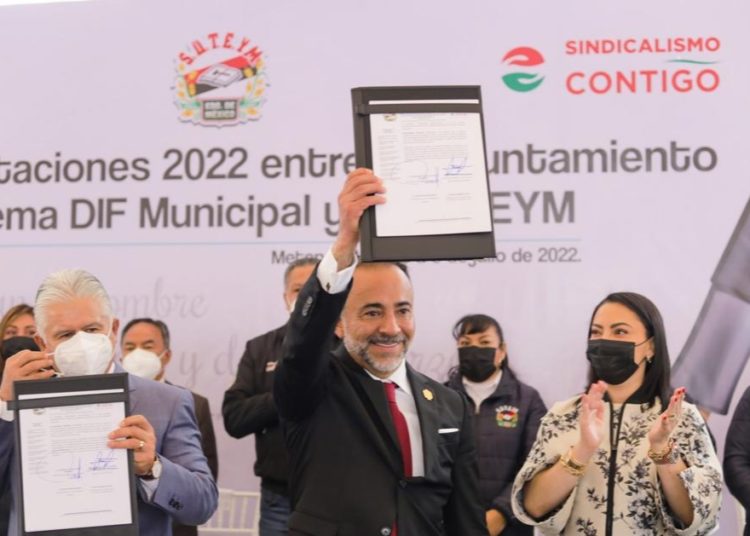 Alcalde de Metepec anuncia donación de su sueldo a servidores públicos sindicalizados