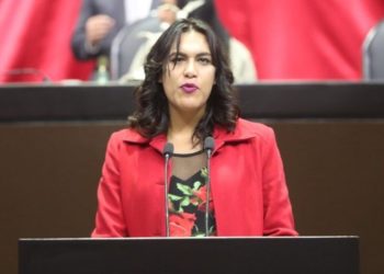 Llama diputada trans a congresos estatales faltantes a legislar a favor del matrimonio igualitario