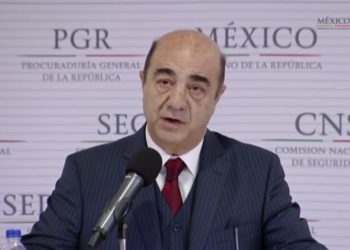 Vinculan a proceso a Murillo Karam, extitular de PGR, por caso Ayotzinapa