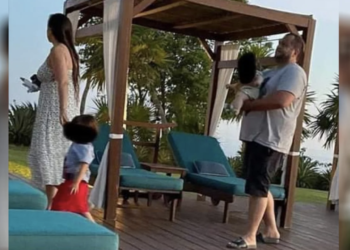 Hijo de López Obrador acusa racismo y clasismo por hospedarse en hotel en Acapulco