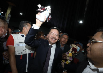 Cuevas pide a Sheinbaum respetar facultades en materia de reordenamiento del comercio en vía pública