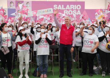 Salario Rosa permite enfrentar tiempos difíciles y mejora la economía del hogar: Alfredo Del Mazo