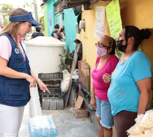 Beneficia DIF de Monterrey con agua potable a 10 colonias de difícil acceso