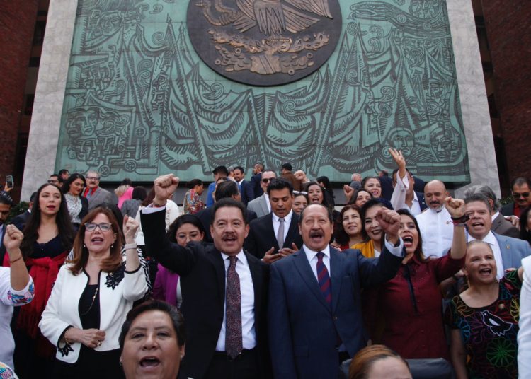 Ley de Ingresos, Miscelánea Fiscal y PEF 2023, asuntos inmediatos para el próximo periodo de sesiones: Gutiérrez Luna