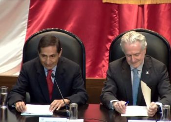 Secretario de Hacienda entrega Paquete Económico 2023