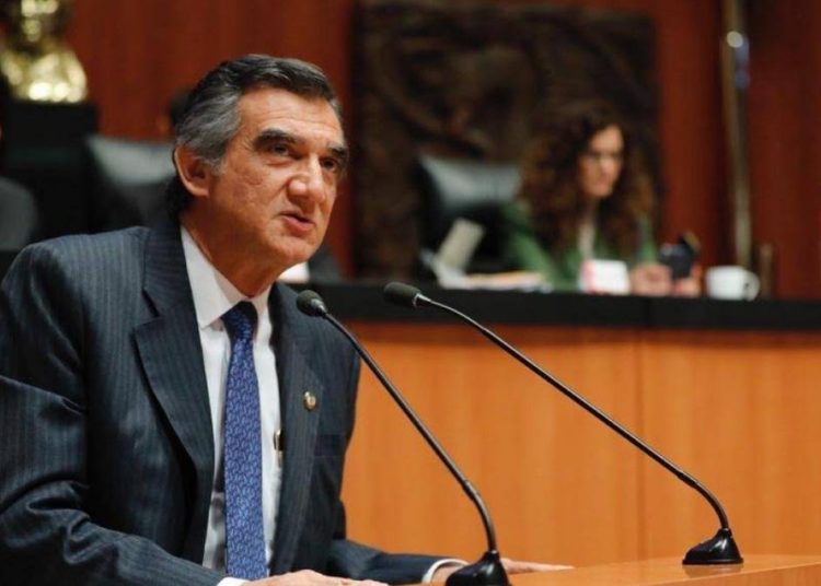 Américo Villarreal se reincorpora al Senado para obtener fuero constitucional