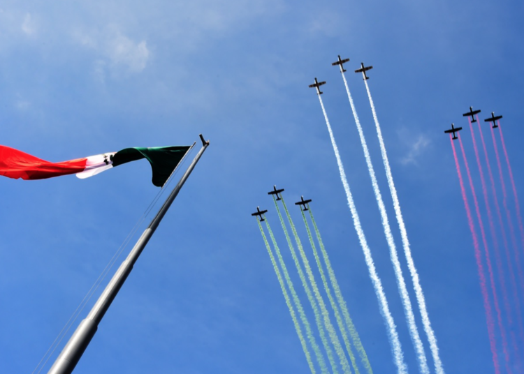 Inicia Desfile Cívico Militar por el 212 Aniversario de la Independencia de México