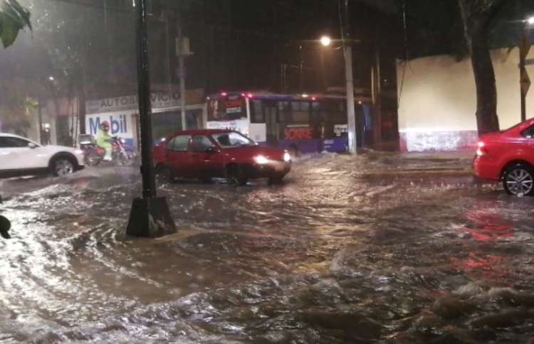 Lluvias Causan Severas Inundaciones En Vialidades De La Alcaldía Tlalpan Central Municipal 7015