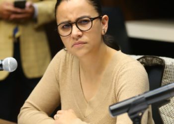 Avalan en comisiones iniciativa del PRI para paridad de género