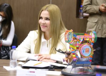 Respalda Myriam Cárdenas a pirotécnicos mexiquenses