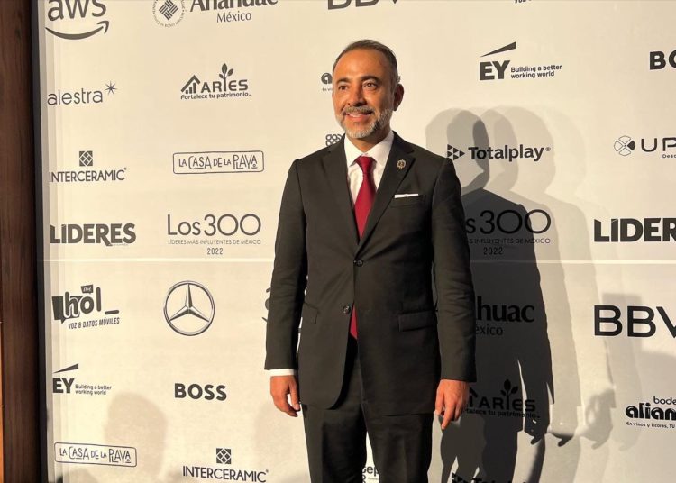 Alcaldes y alcaldesa, reconocidos como líderes mexicanos