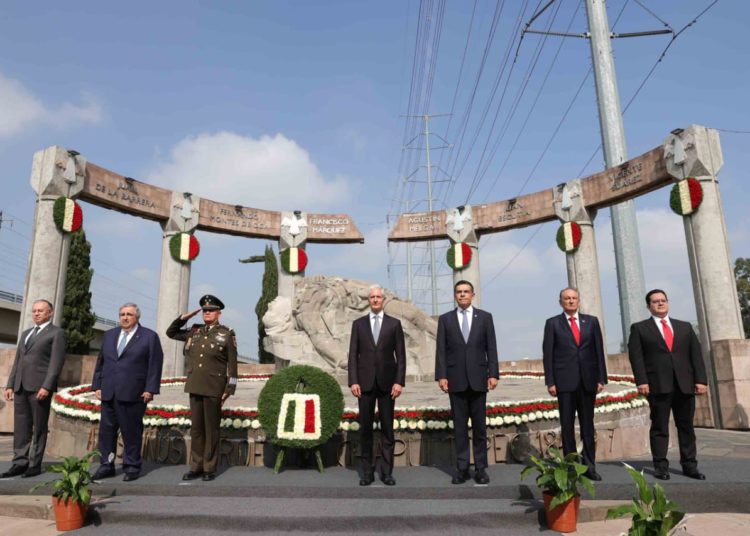 Conmemoran gesta de los Niños Héroes de Chapultepec en el Estado de México