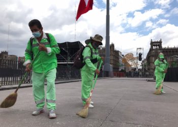 Listo, operativo de limpieza por Fiestas Patrias en el Zócalo