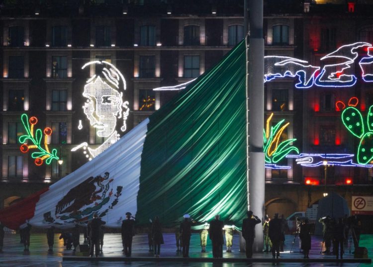 Presidente rinde homenaje a víctimas de los sismos de 1985 y 2017