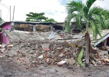 Suman tres decesos de Colima tras sismo del 19S