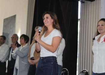 Unidad y compromiso, lo que definirá la elección del 2023: Laura Barrera