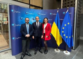 “Va por México” no puede ser una camisas de fuerza al PRI, PAN o PRD: Alejandro Moreno