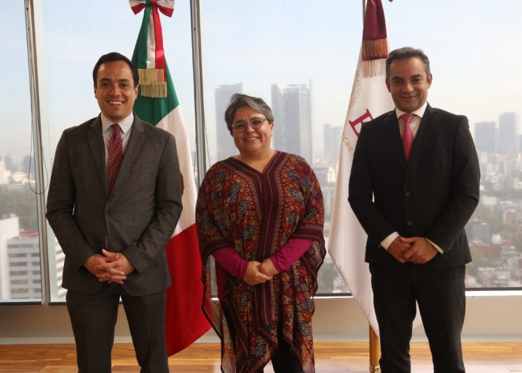 Hijo de Alejandro Encinas negociará controversias del T-MEC