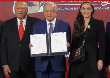 Presenta López Obrador nuevo plan para frenar inflación y congelar precios hasta febrero