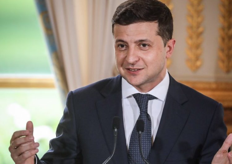 Critica AMLO propuesta de que presidente de Ucrania sea candidato al Nobel de la Paz