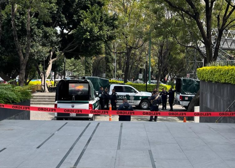 Intento de asalto deja un ladrón muerto y policía herido en la San Pedro de los Pinos
