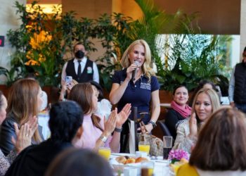 Mujeres de Huixquilucan respaldan gestión de Romina Contreras